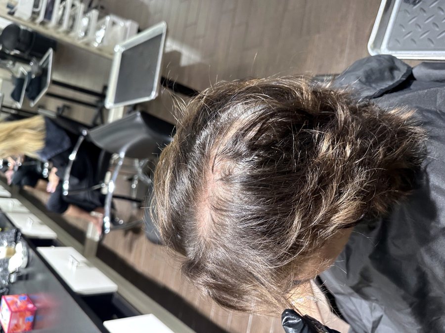 Covered up those grays and added a few soft highlights to get her completely season-ready! Nothing feels quite like leaving the chair with a fresh…